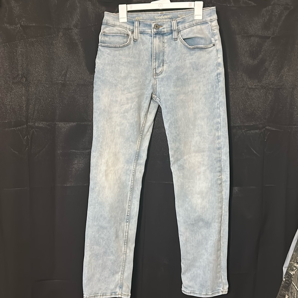 Goodfellow Slim Straight Light Wash Jeans 30x32